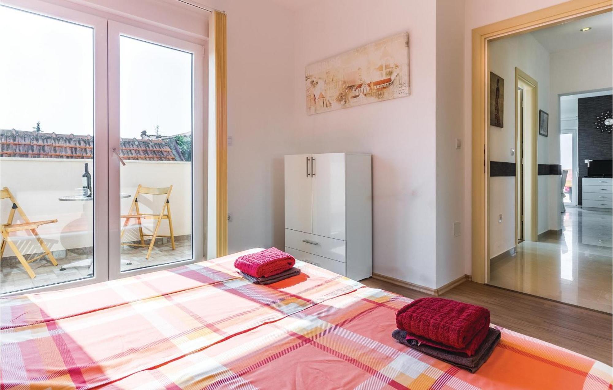 Stunning Apartment In Fazana With House Sea View Ngoại thất bức ảnh